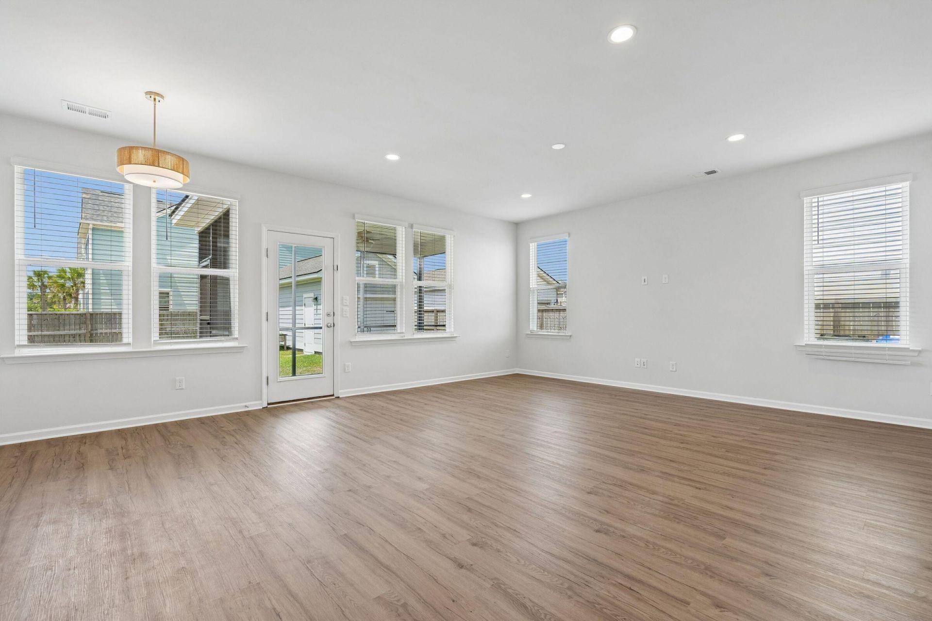 2101 Utsey Street Photo 25
