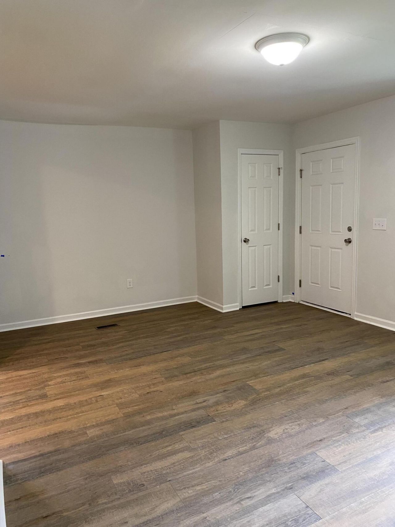 5806 Sledge Street Photo 12