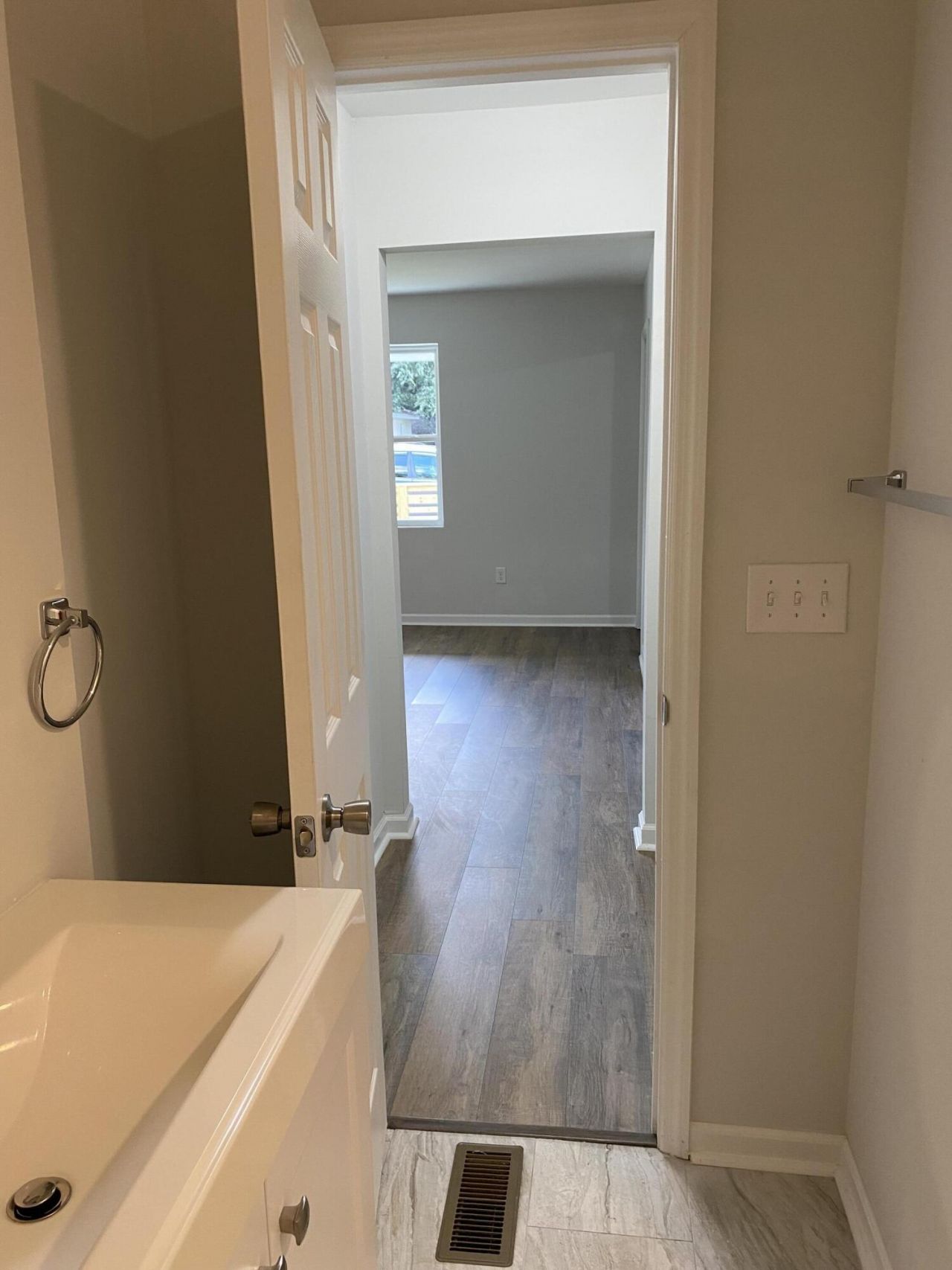 5806 Sledge Street Photo 15