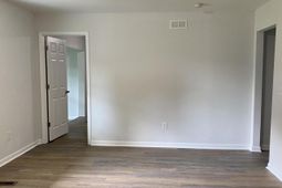 5806 Sledge Street photo 4