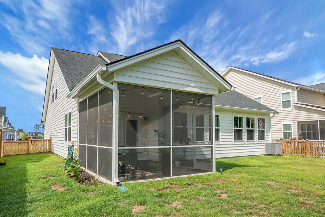 995 Arrowwood Way Photo 29