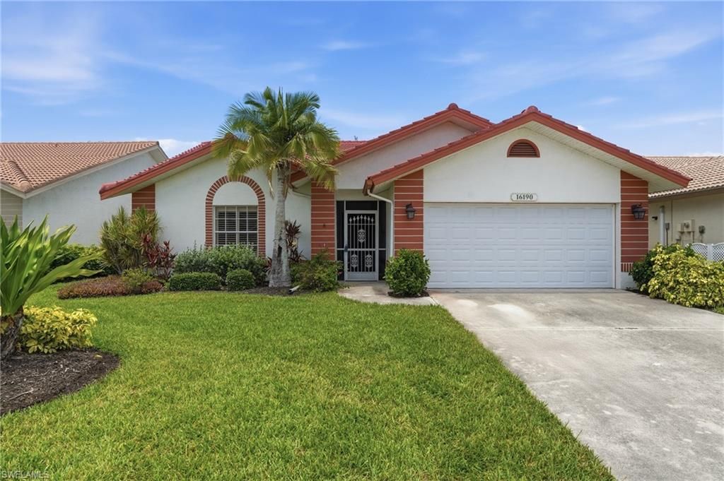 16190 Kelly Woods Dr, Fort Myers, FL 33908 Photo