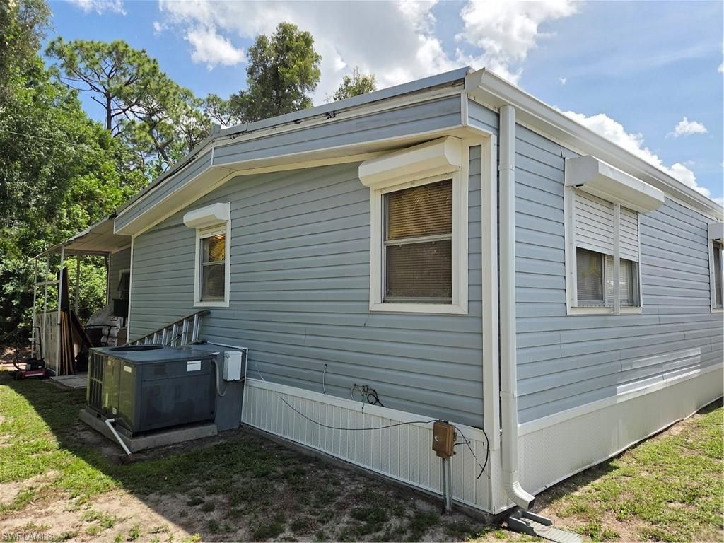 840 Peaceful Dr , North Fort Myers, FL 33917 Photo