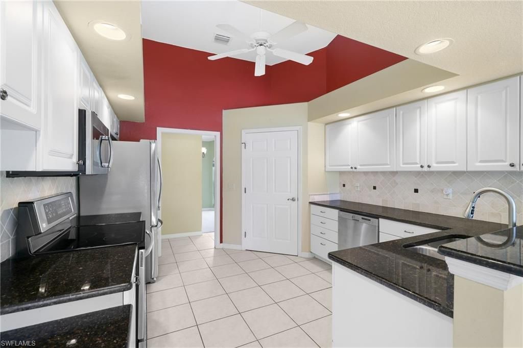 20710 Groveline Ct, Estero, FL 33928 Photo