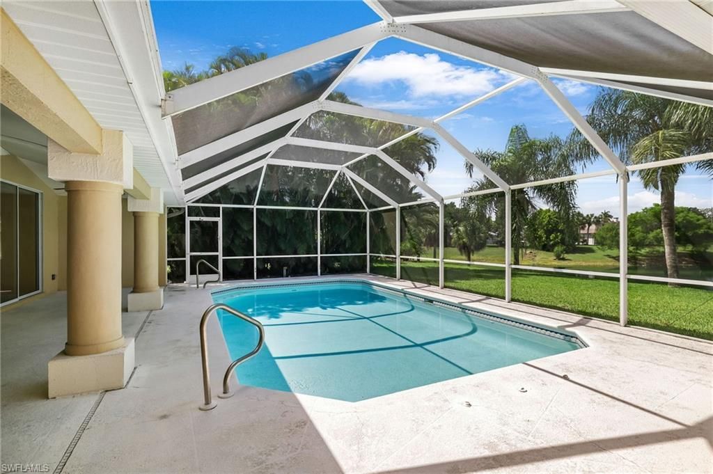 20710 Groveline Ct, Estero, FL 33928 Photo