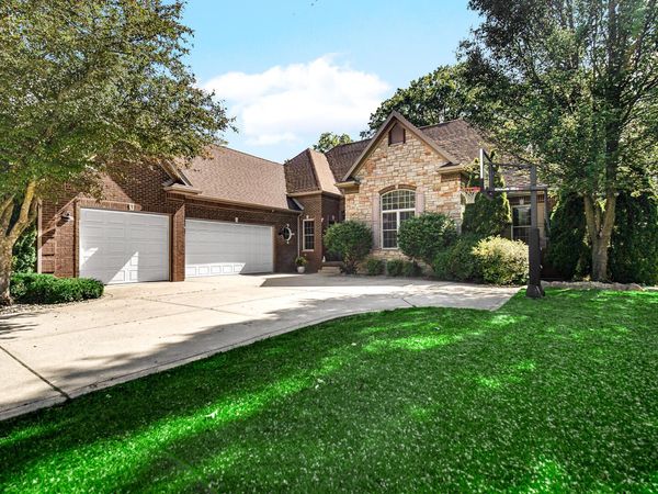 81 Scotscraig Drive , Valparaiso, IN 46385