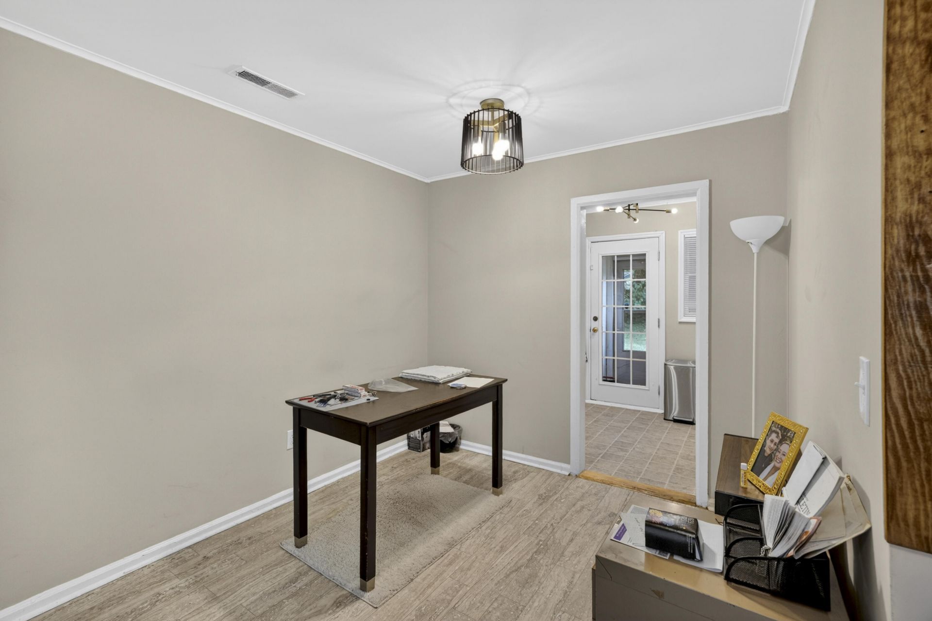 4630 Oakwood Avenue  Photo 22