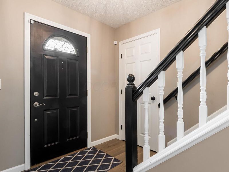 1338 Haybrook Drive, Columbus, OH 43230 Photo 3