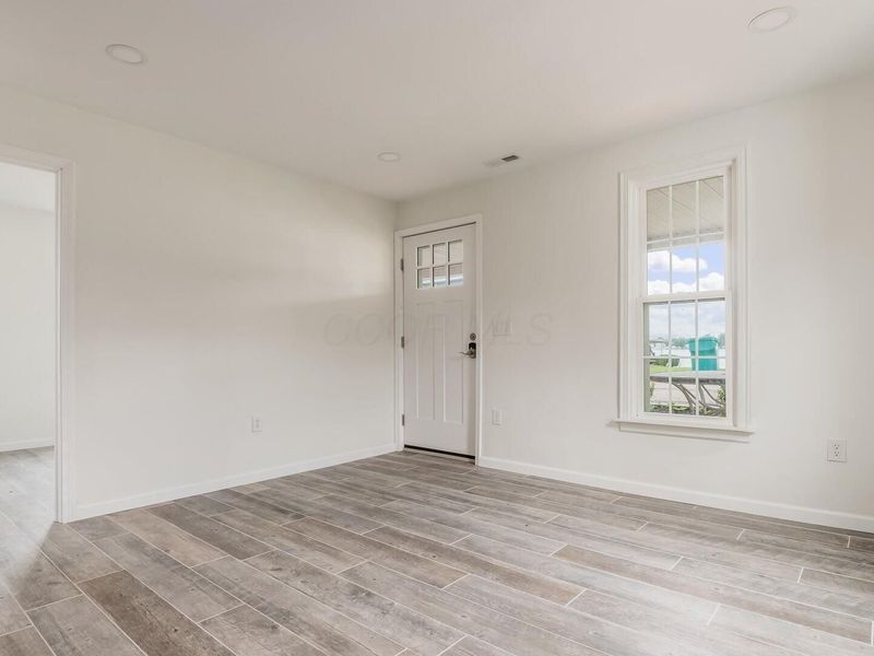 4891 Decker Avenue NE, Thornville, OH 43076 Photo 6