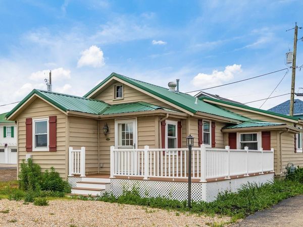 4881 Decker Avenue NE, Thornville, OH 43076