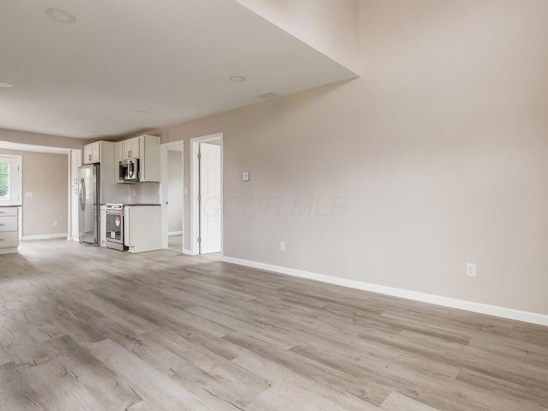 4881 Decker Avenue NE, Thornville, OH 43076 Photo 8