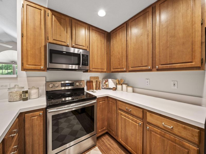 2786 Laurel Wind Boulevard , Lewis Center, OH 43035 Photo 17