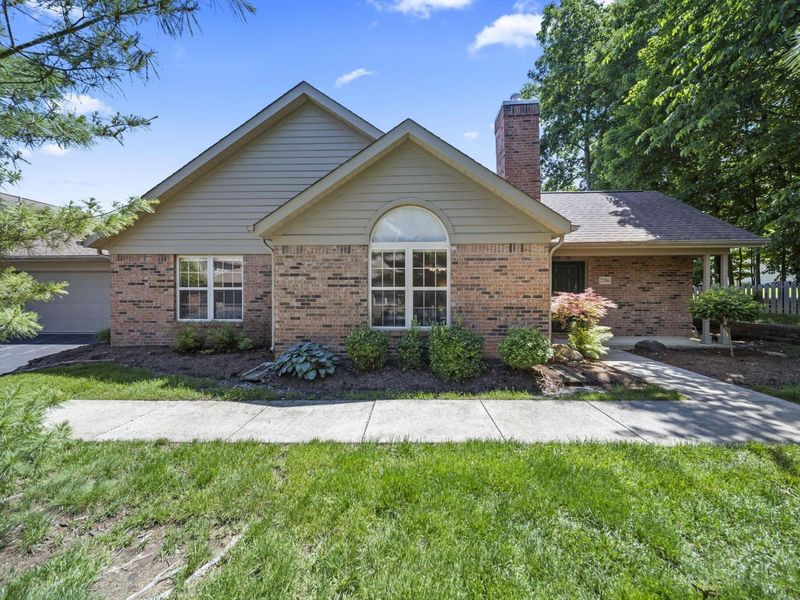 2786 Laurel Wind Boulevard , Lewis Center, OH 43035 Photo 2