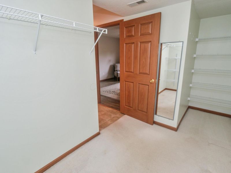 2786 Laurel Wind Boulevard , Lewis Center, OH 43035 Photo 23