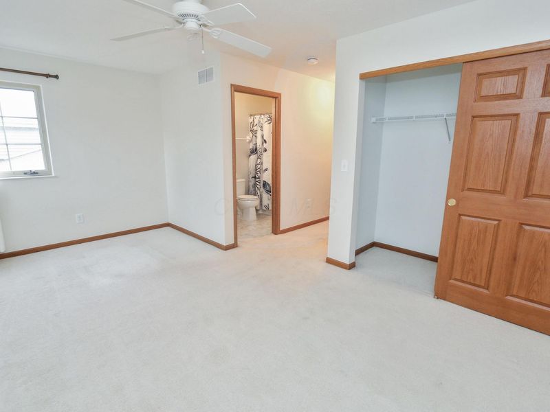 2786 Laurel Wind Boulevard , Lewis Center, OH 43035 Photo 31
