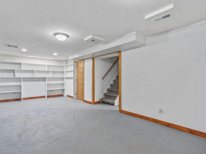 5025 Warrensburg Road, Delaware, OH 43015 Photo 32