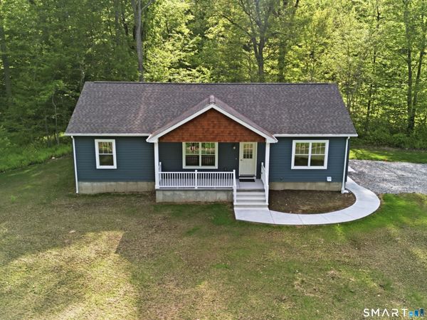 238 Simpson , Montville, CT 06370