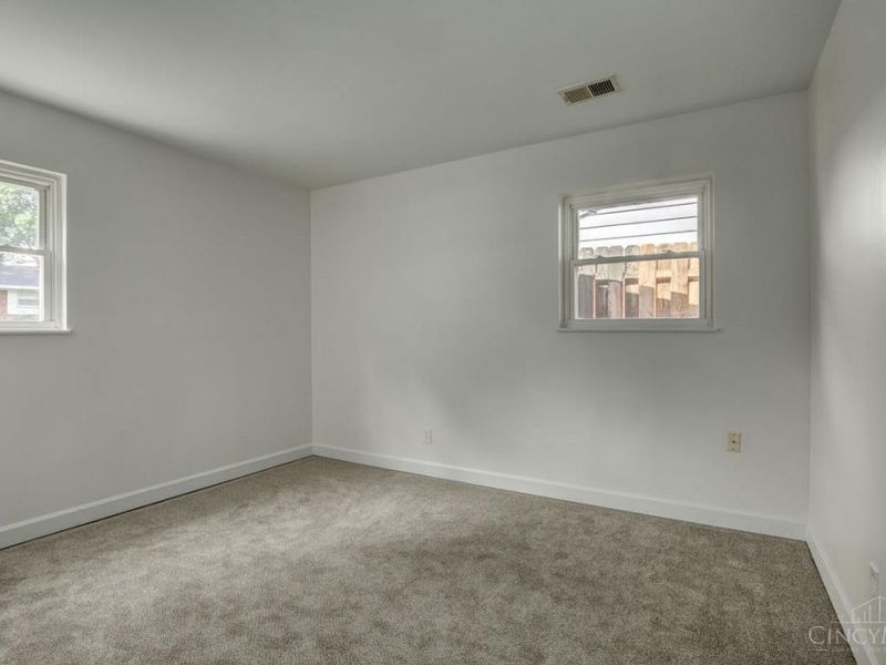 8075 Queens Avenue, Sycamore Township, OH 45236 Photo 11