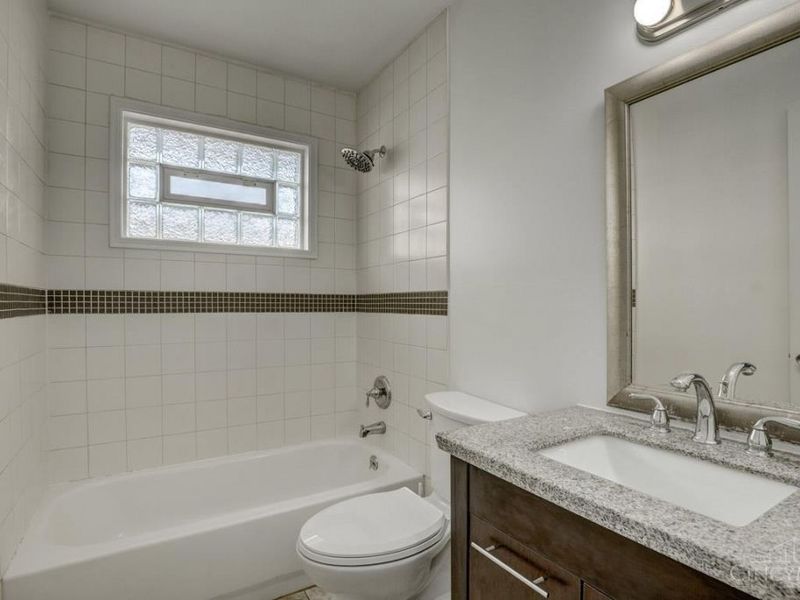 8075 Queens Avenue, Sycamore Township, OH 45236 Photo 13