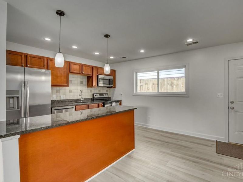 8075 Queens Avenue, Sycamore Township, OH 45236 Photo 7