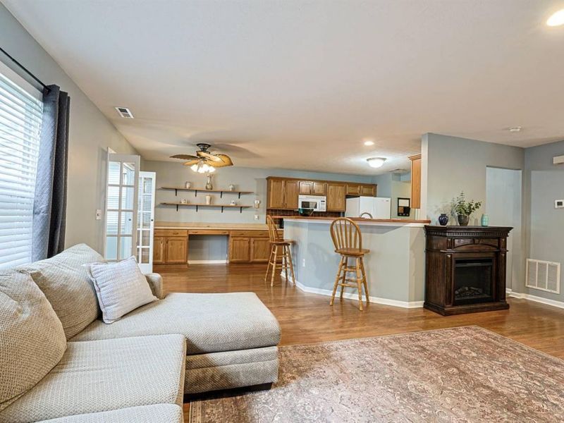 312 Heftner Circle, Hamilton Twp, OH 45039 Photo 7