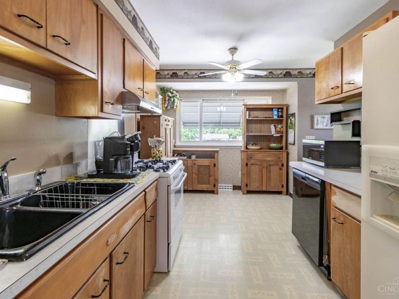 10749 Plainfield Road, Sharonville, OH 45241 Photo 7