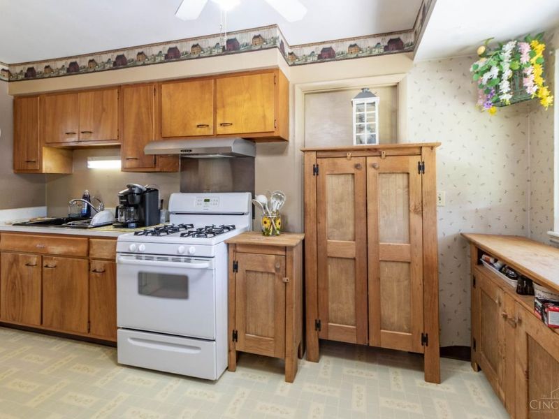 10749 Plainfield Road, Sharonville, OH 45241 Photo 8