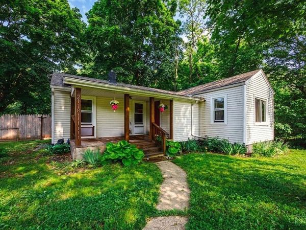 2118 Wellington Road, Middletown, OH 45044