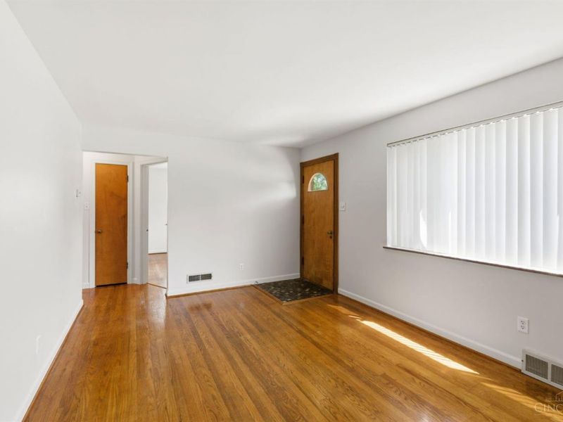 4540 Ellman Avenue, Blue Ash, OH 45242 Photo 7
