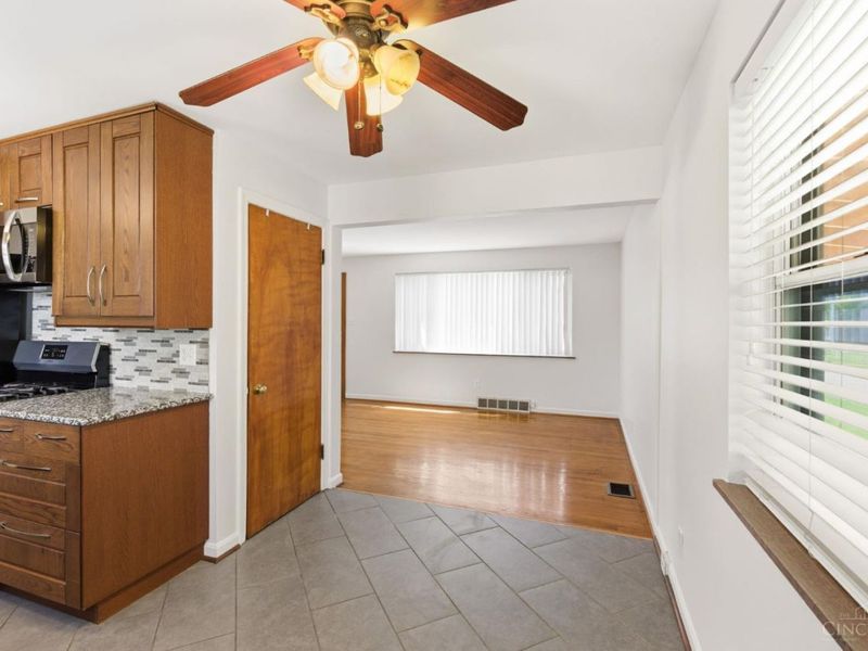 4540 Ellman Avenue, Blue Ash, OH 45242 Photo 9