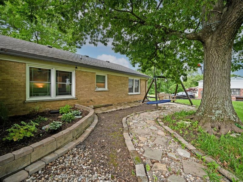 7814 Jandaracres Drive, Cincinnati, OH 45248 Photo 26
