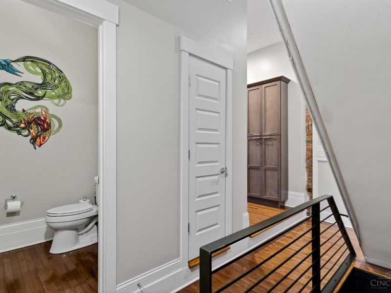 1008 Elm Street, Cincinnati, OH 45202 Photo 10