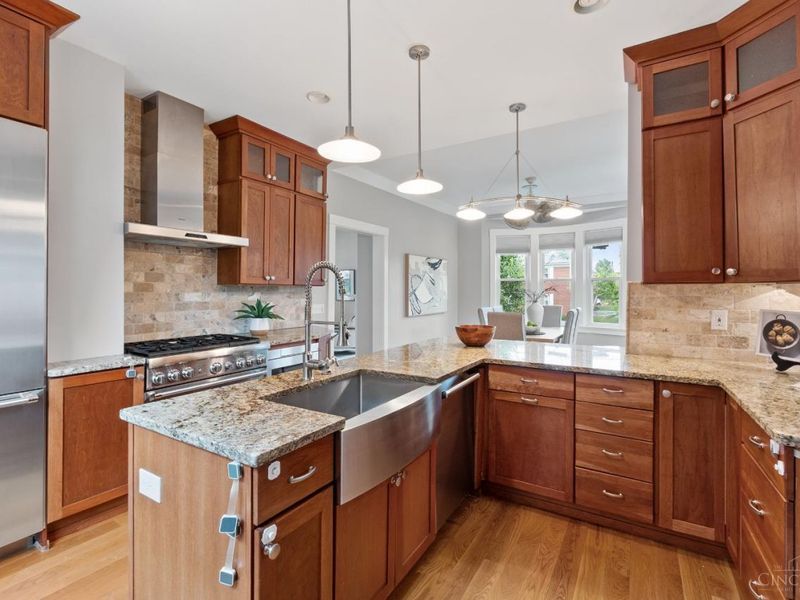 7712 Plainfield Road, Deer Park, OH 45236 Photo 10
