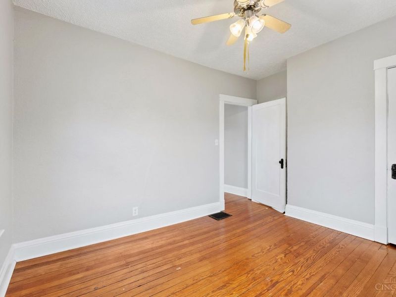 7712 Plainfield Road, Deer Park, OH 45236 Photo 25