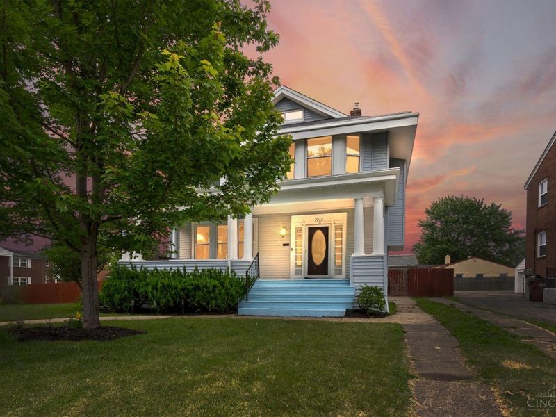 7712 Plainfield Road, Deer Park, OH 45236 Photo 3
