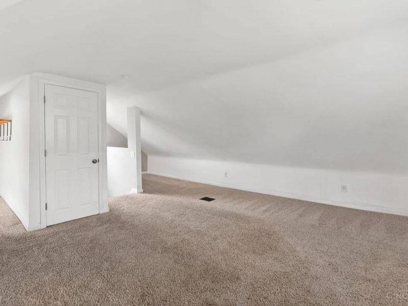 1620 Grantwood Avenue, Cincinnati, OH 45207 Photo 28