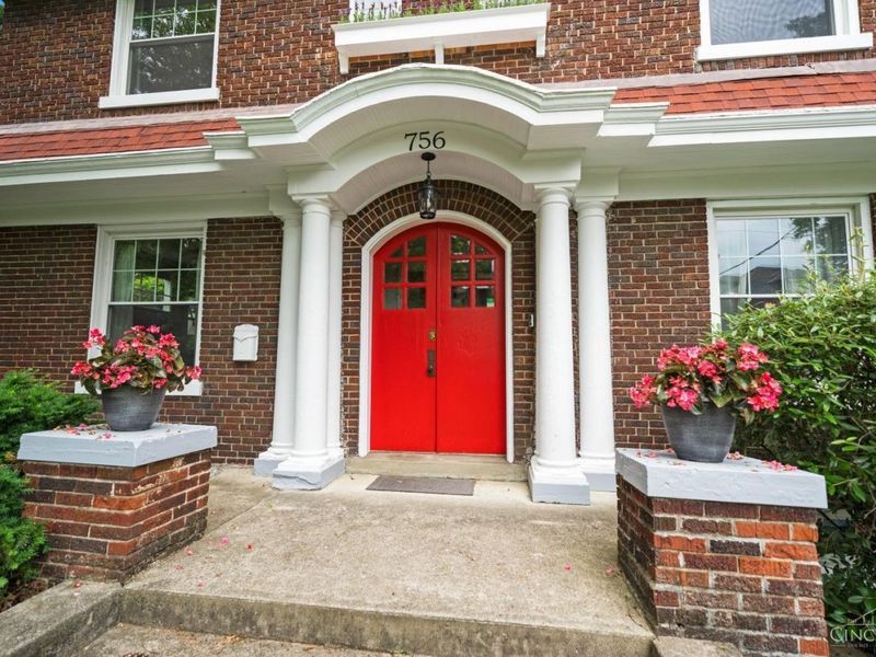 756 Clinton Springs Avenue, Cincinnati, OH 45229 Photo 4