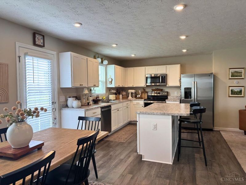 5935 Regatta Drive, Middletown, OH 45042 Photo 6