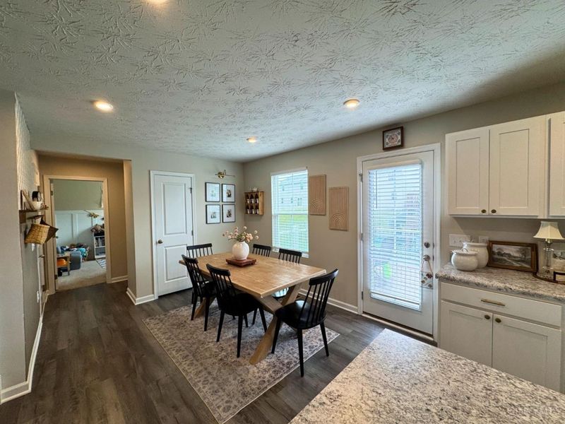 5935 Regatta Drive, Middletown, OH 45042 Photo 8