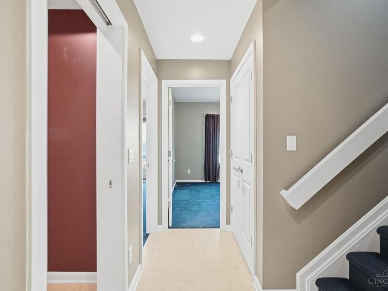 1825 Walker Street, Cincinnati, OH 45202 Photo 48