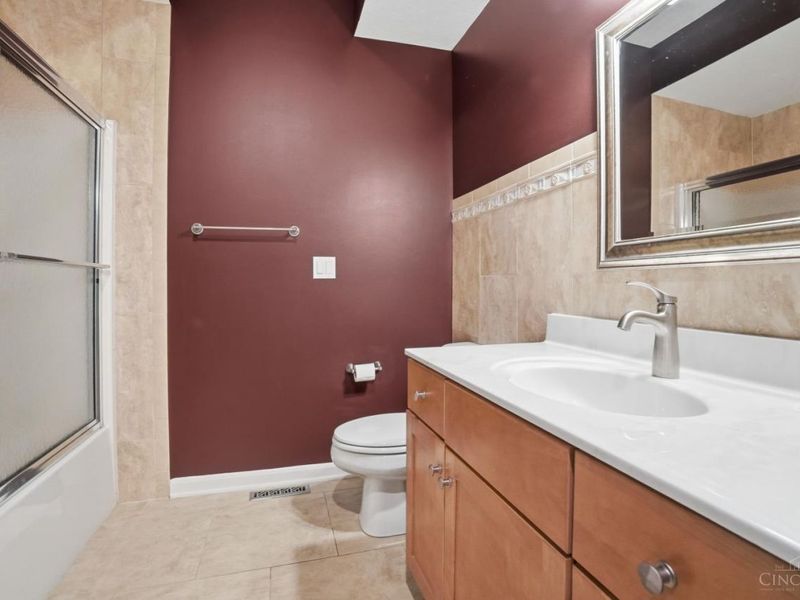 1825 Walker Street, Cincinnati, OH 45202 Photo 53