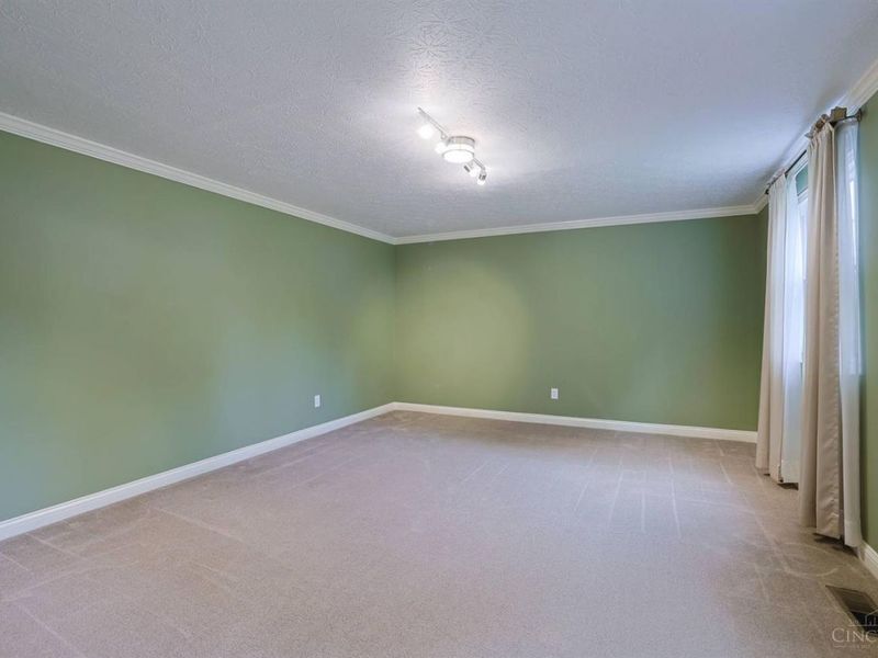 5571 Crestview Drive, Fairfield, OH 45014 Photo 6