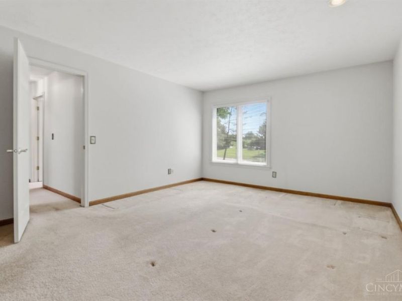 5905 Sovereign Drive, Sharonville, OH 45241 Photo 24