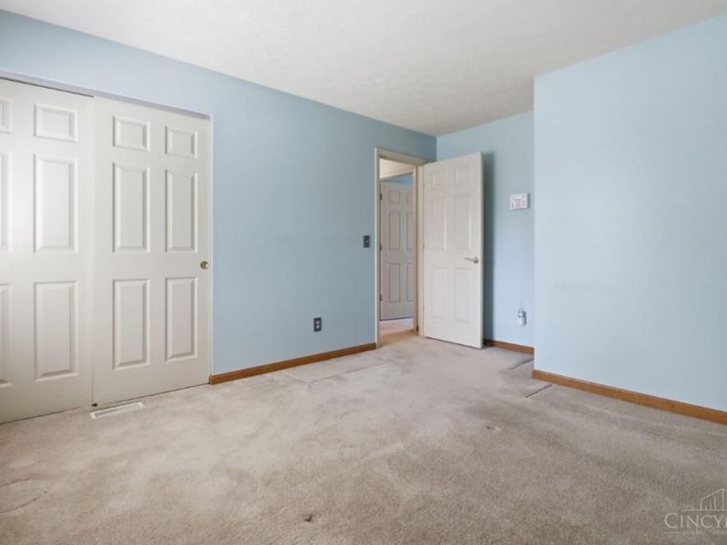 5905 Sovereign Drive, Sharonville, OH 45241 Photo 37