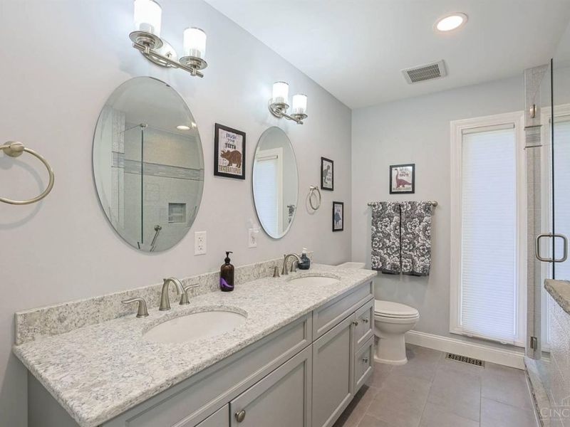 9774 Berry Hill Drive, West Chester, OH 45241 Photo 30