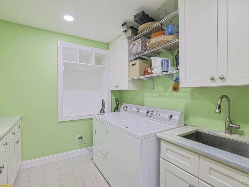 9774 Berry Hill Drive, West Chester, OH 45241 Photo 32