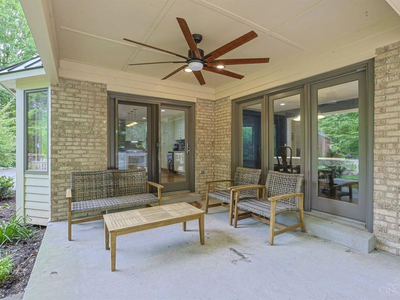 9774 Berry Hill Drive, West Chester, OH 45241 Photo 33