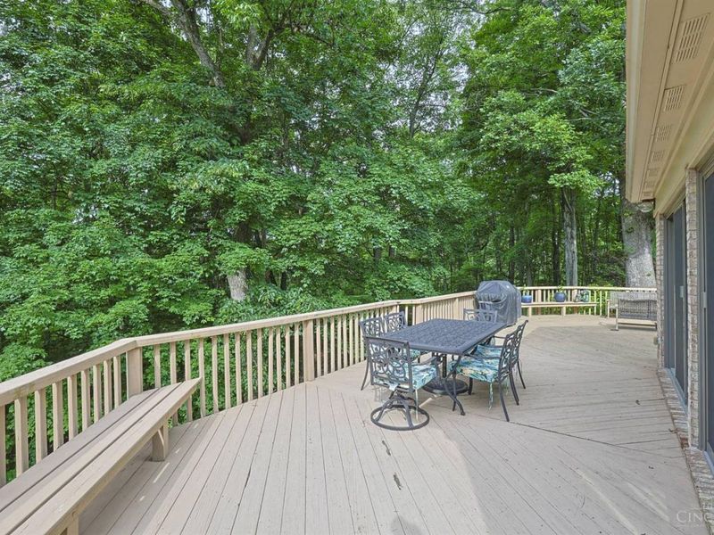 9774 Berry Hill Drive, West Chester, OH 45241 Photo 36