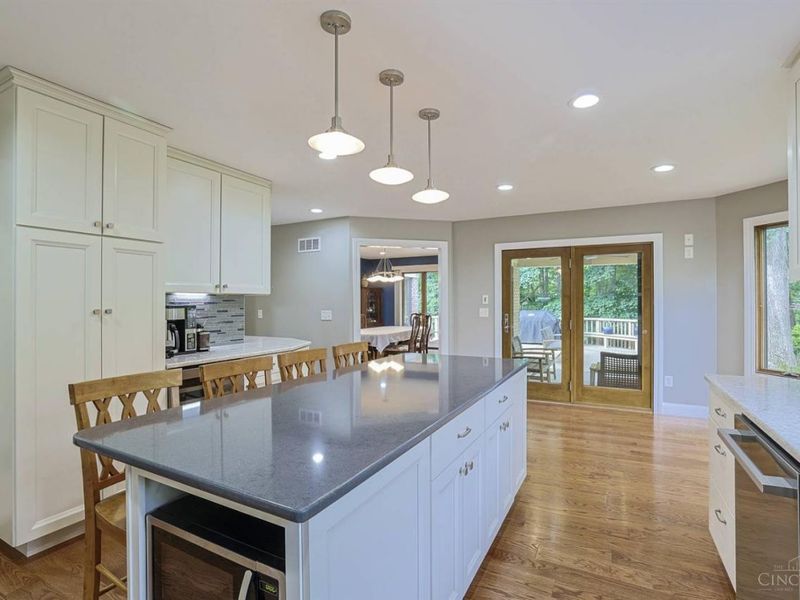 9774 Berry Hill Drive, West Chester, OH 45241 Photo 9