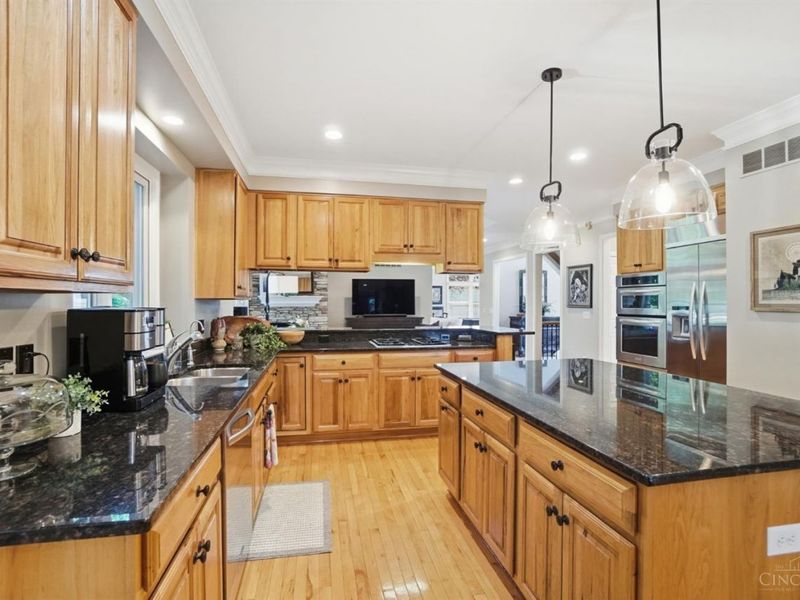 1004 River Forest Drive, Hamilton Twp, OH 45039 Photo 14